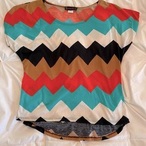 Chevron Multicolor short sleeve top